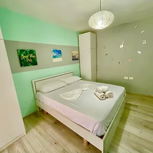 https://superb-studio-apartment-near-to-the-city-center.albaniahotels.org